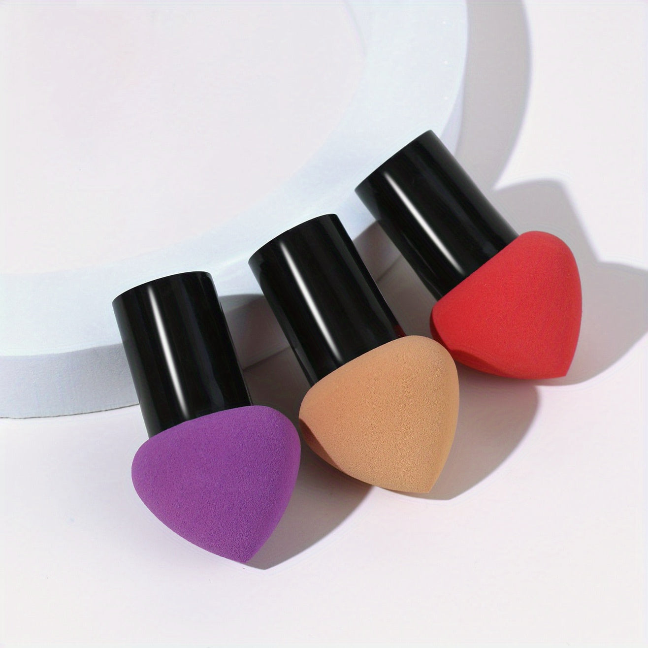 Uniseks latekssiz qo‘ziqorin makiyaj cho‘plami, go‘zallik pufli va tutqich bilan