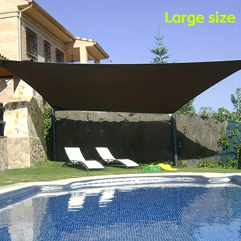 Katta qora quyoshdan himoya qiluvchi to'r, 5.03x10.06m va 3.96x7.92m o'lchamlarida mavjud bo'lib, issiqxona, patio, o'simliklar, gazebo va balkonlar uchun mo'ljallangan.