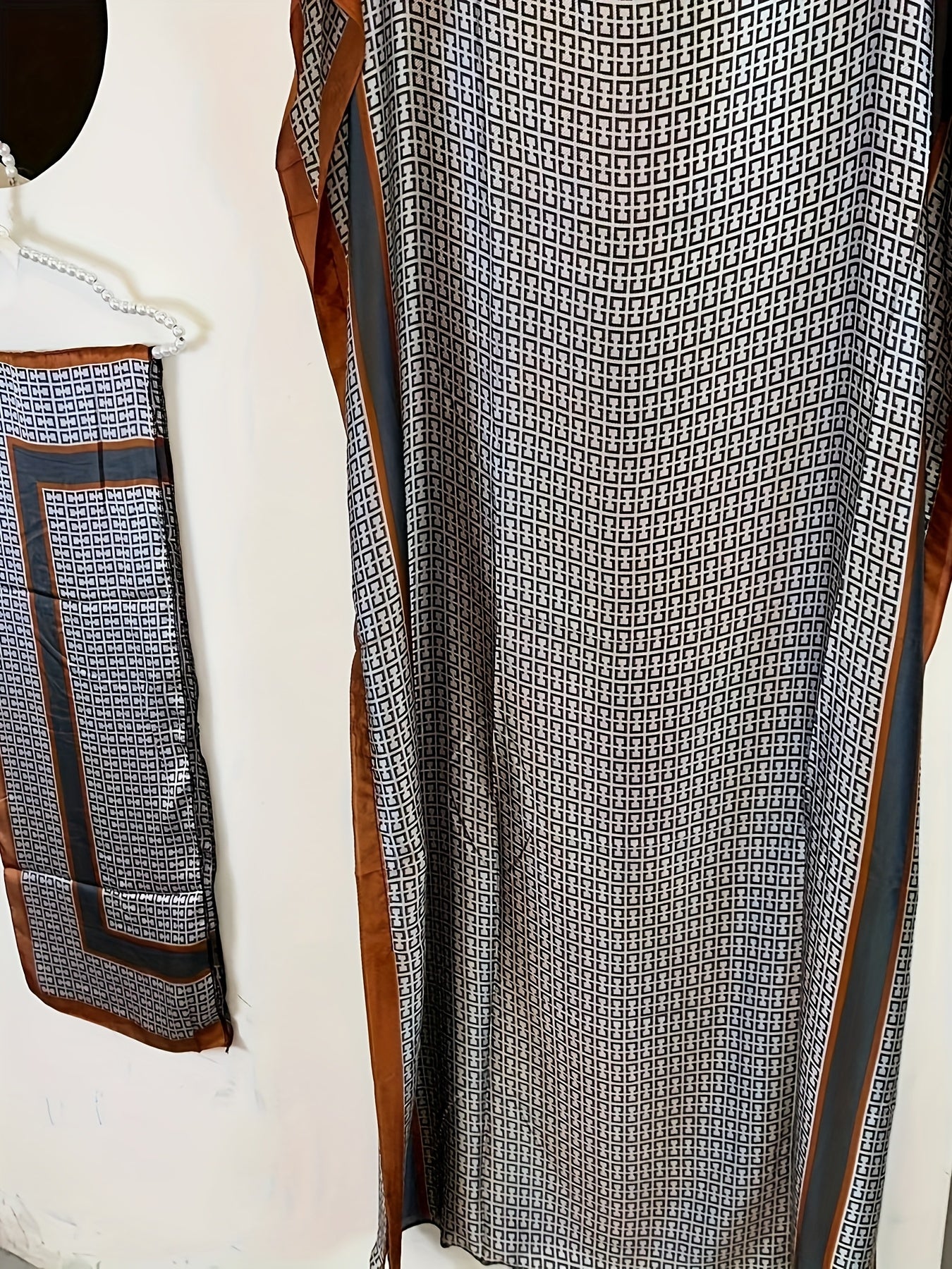 Ayol uchun gul bosma boat neck abaya batwing qo'lli maxi kiyi