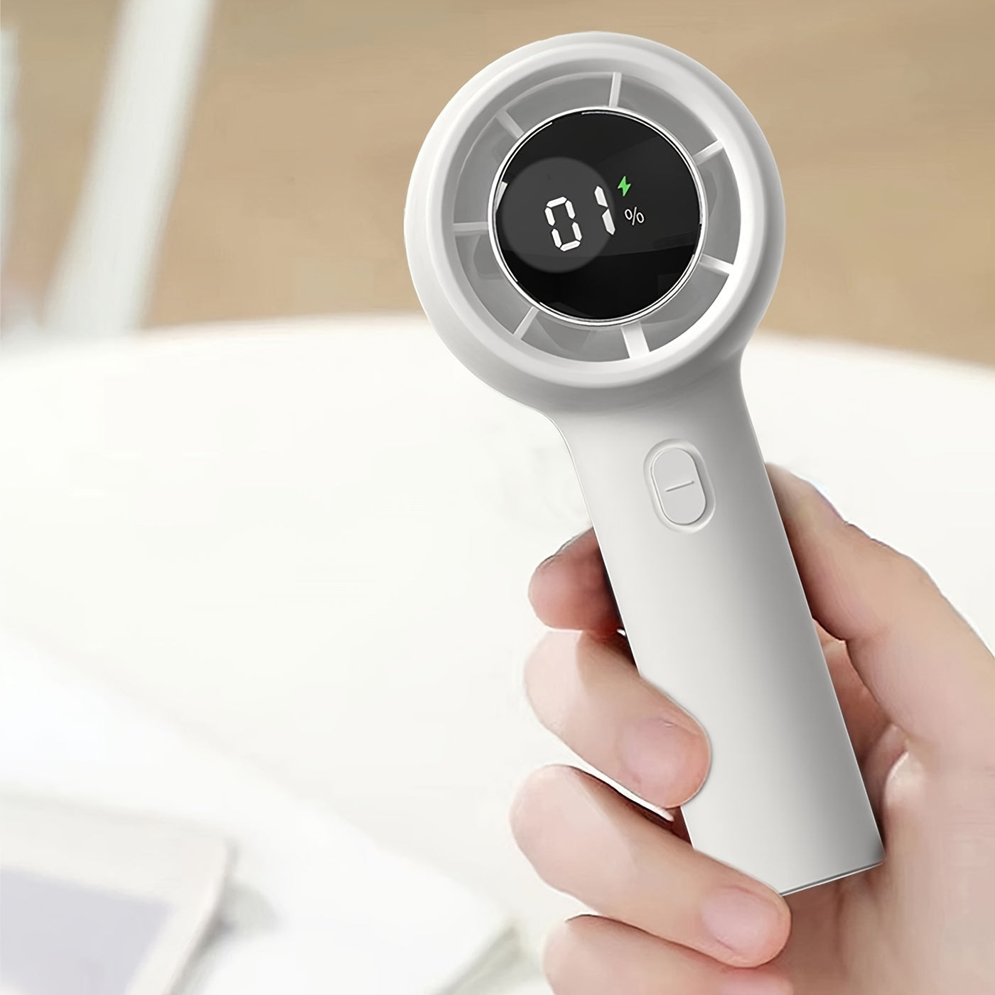 Ультрапортативный ручной вентилятор 2024 года: высокая производительность благодаря 100 скоростям, бесшумная работа, увеличенное время работы от USB-аккумулятора и удобная для путешествий конструкция для кемпинга, поездок и повседневного использования.