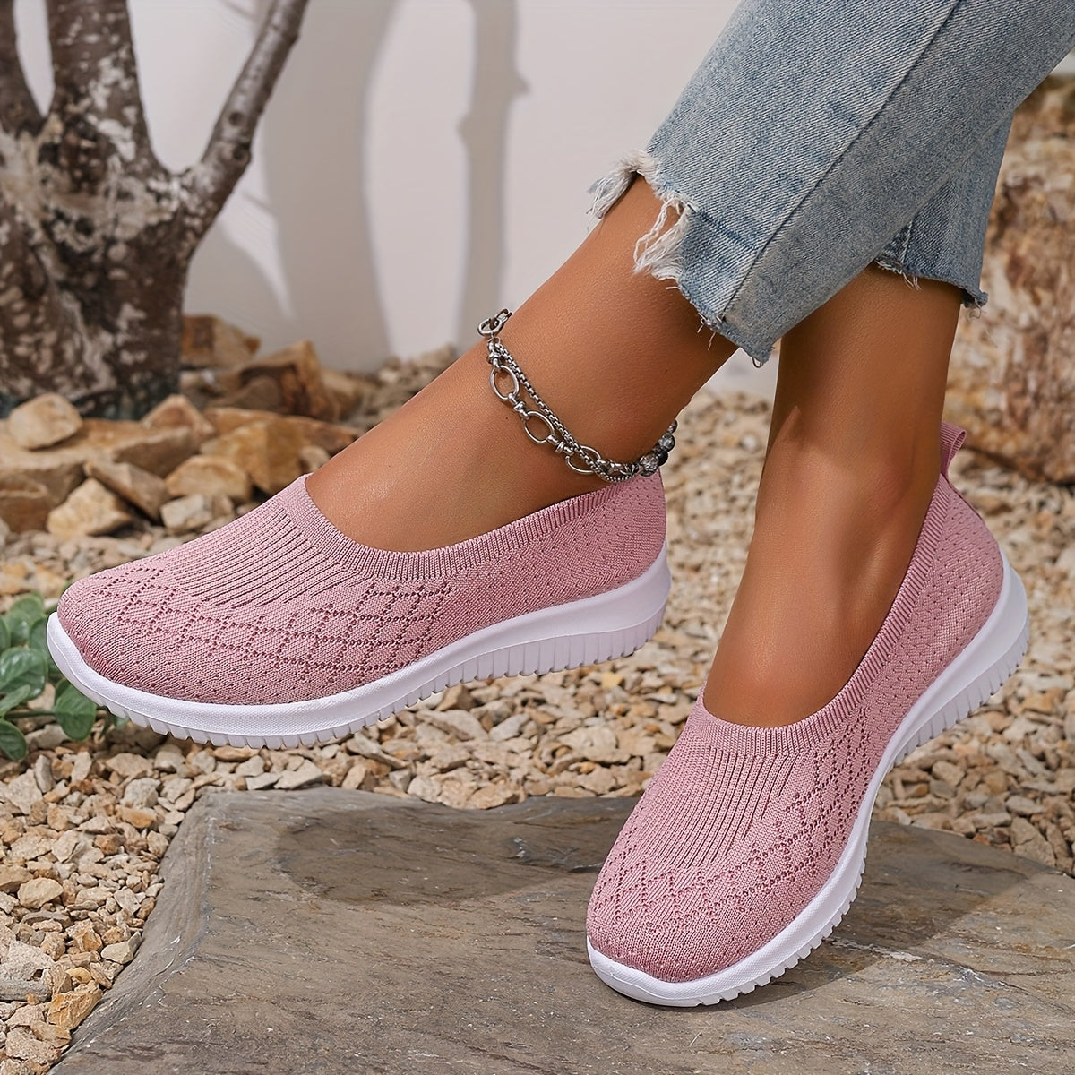 Women's Slip-On Sneakers Black Knit Comfortable Low-Top Shoes