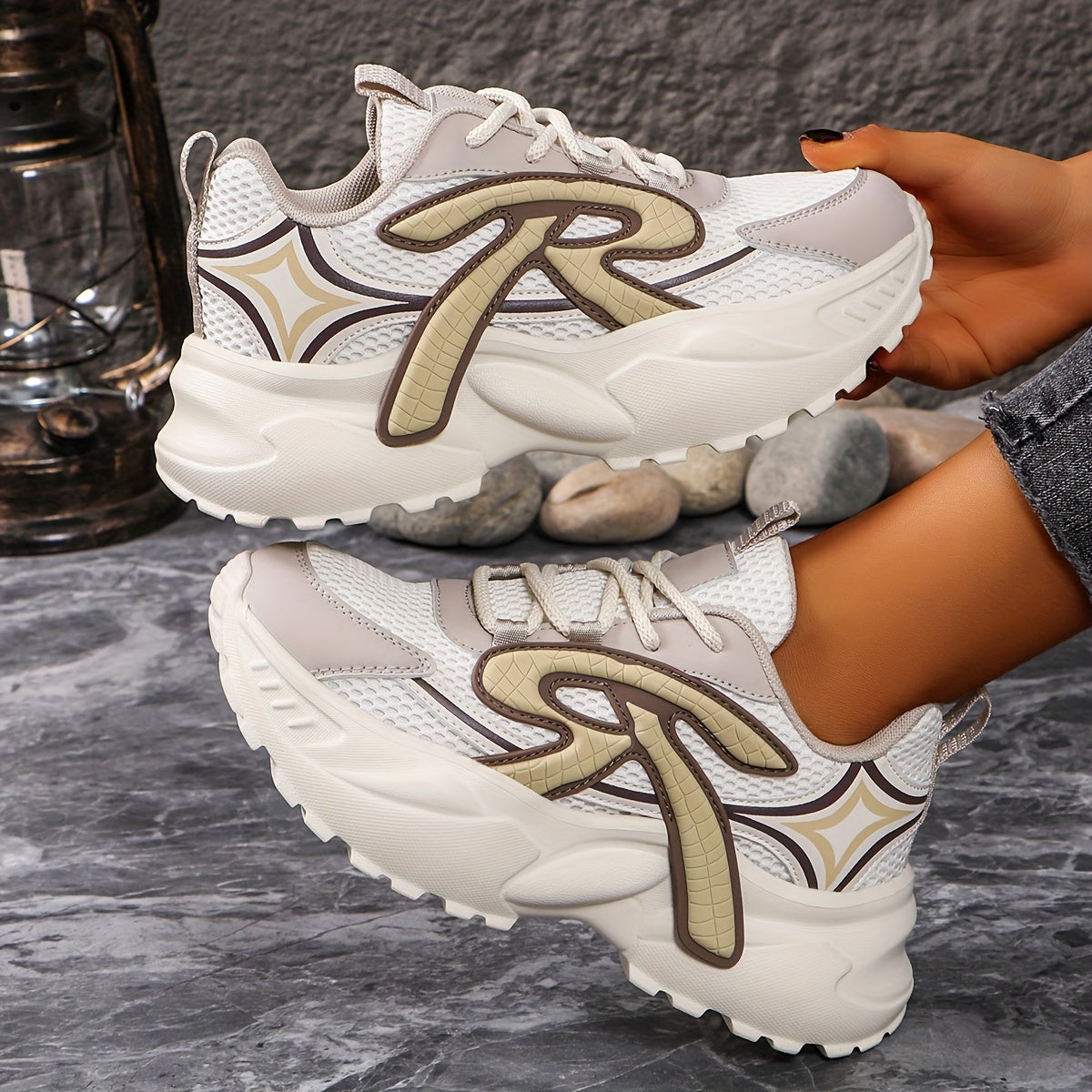 Women's Mesh Sneakers Lace Up Platform Breathable Non-slip Walking Shoes