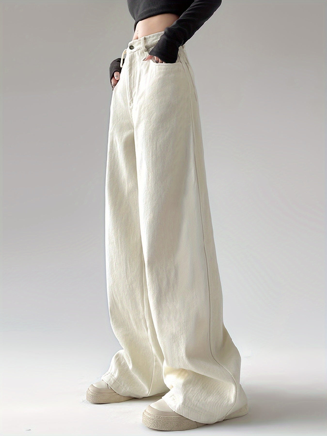 Women's Straight Leg Jeans with Multiple Pockets Denim Long Washed Non-Stretch