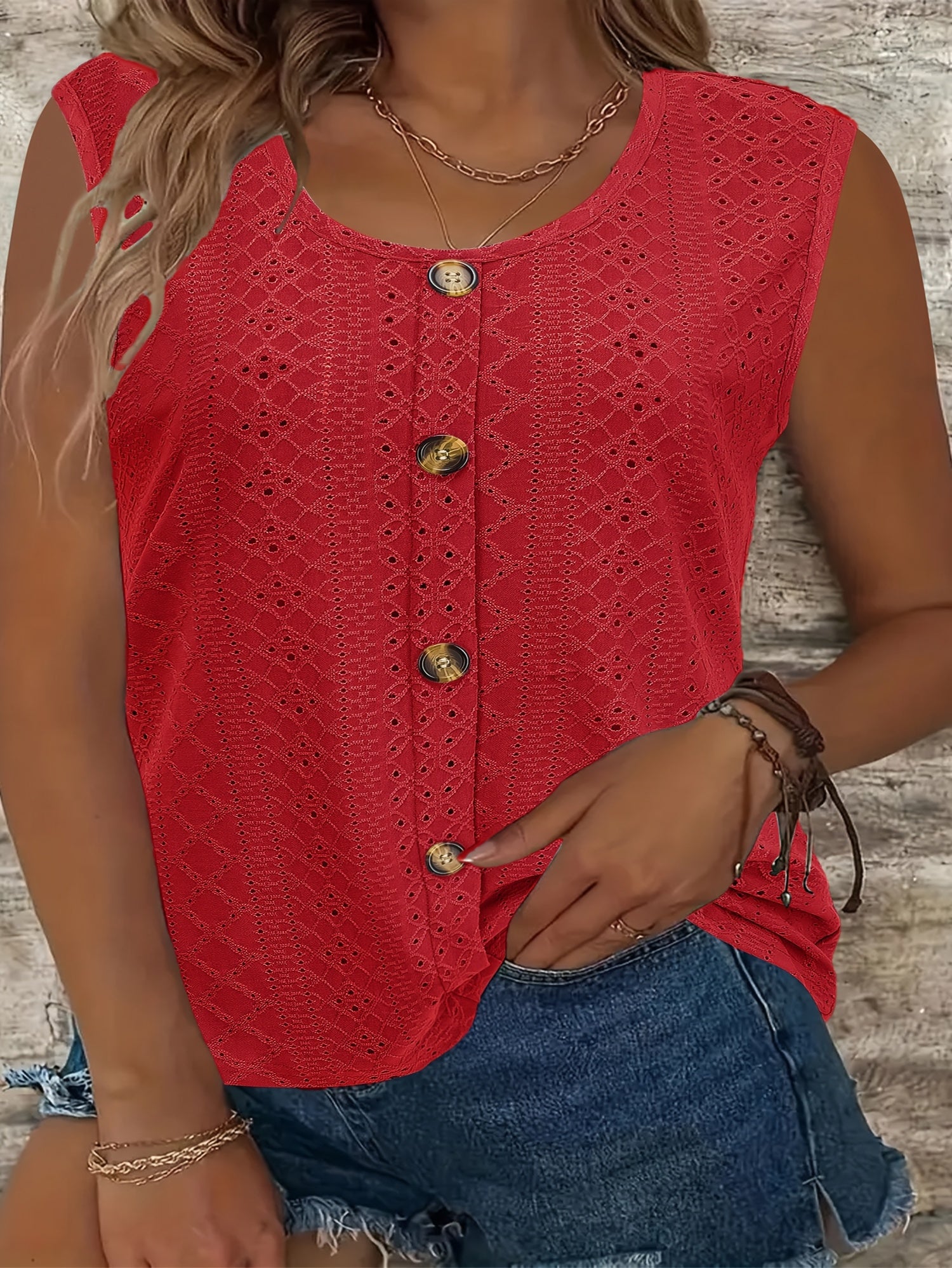 Блузка без рукавов для полных женщин белая полупрозрачная универсальная топ-слойка