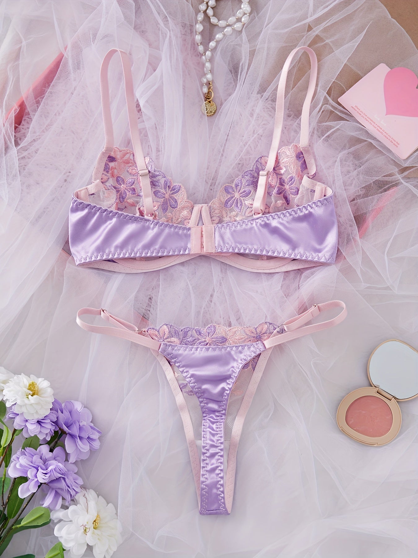 Women's Sexy Lingerie Set with Flower Design Bra and Thong