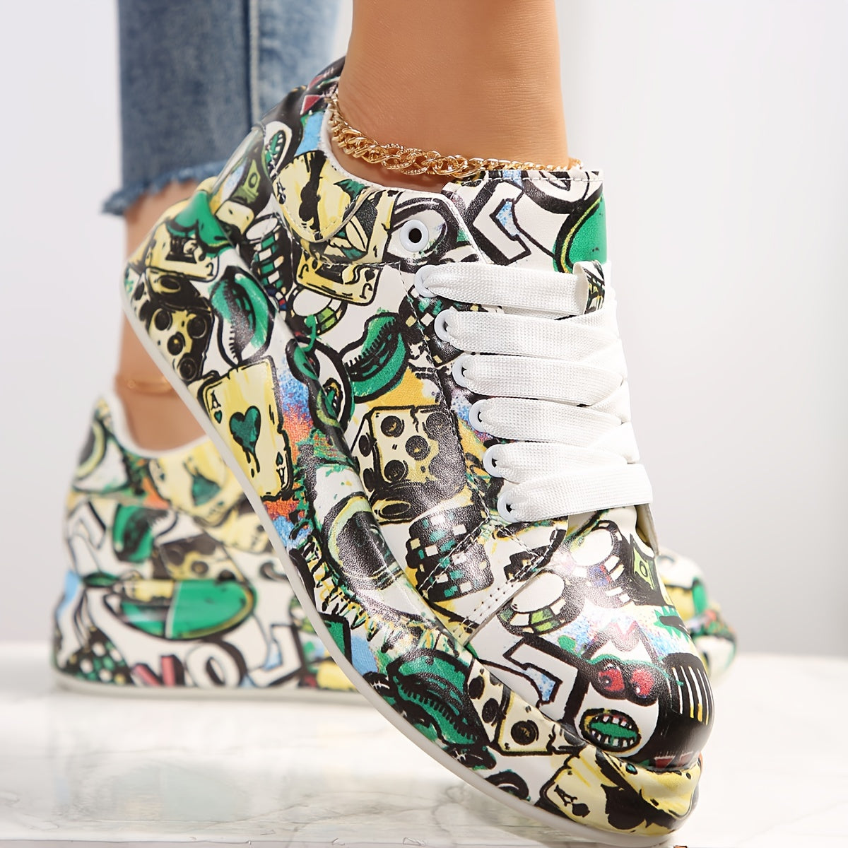 Women's Graffiti Print Skate Shoes, Lace Up Platform Sneakers