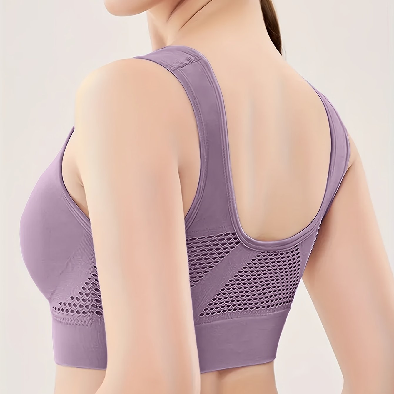 Women's Plus Size Seamless V-Neck Sports Bra with Breathable Mesh