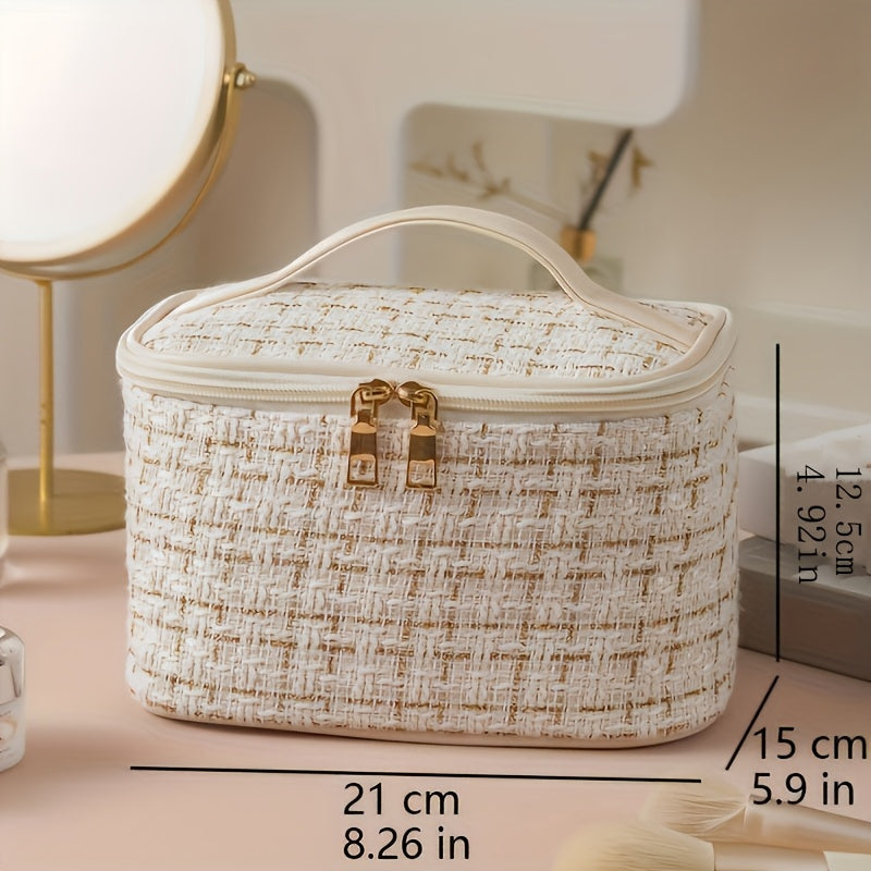 Waterproof Cosmetic Bag Zipper Closure White Polyester Travel Organizer