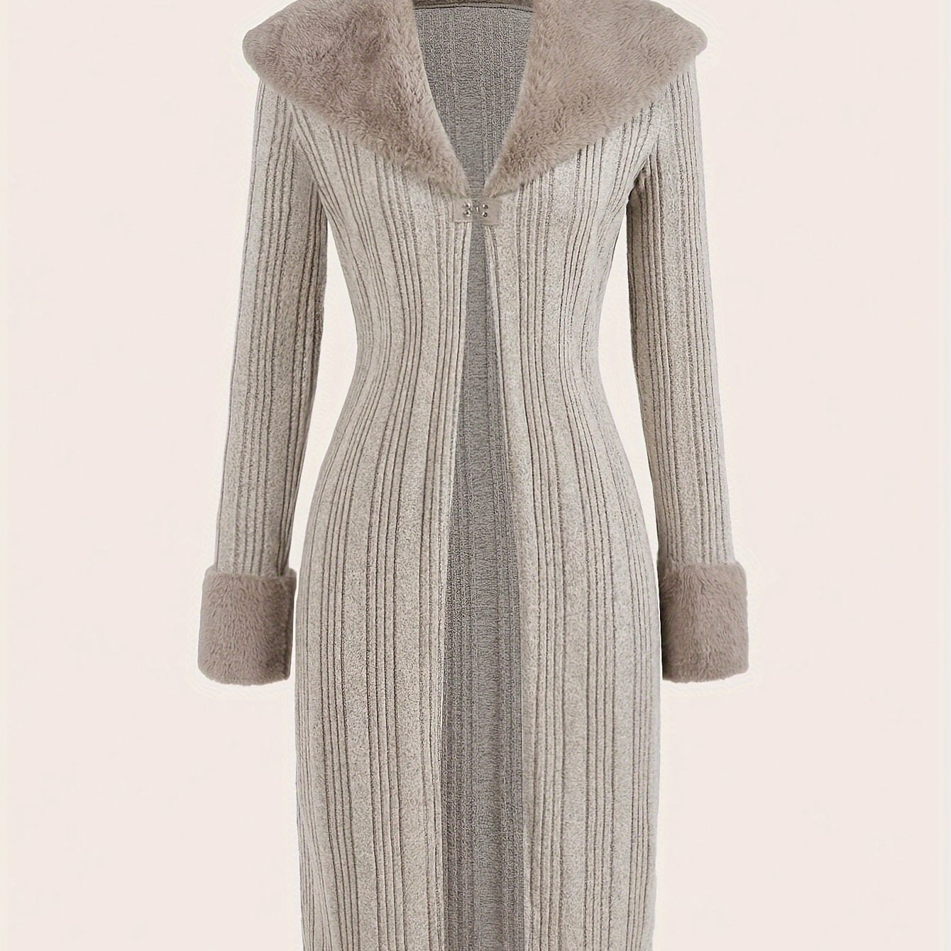 Uzoq yengli, uslubiy polyester palto, soxta mo'ynali yaka bilan, barcha fasllar uchun mukammal.