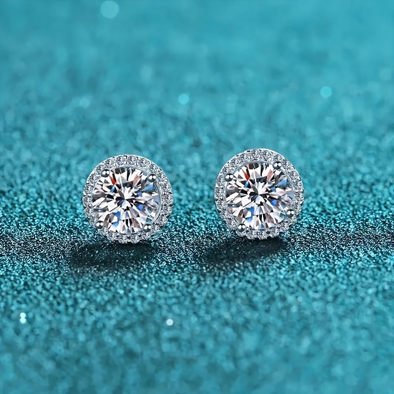 Moissanite studli marjonlar - 925 sterling kumushdan tayyorlangan, kundalik kiyimlar va sovg'a tadbirlari uchun mos, Mardi Gras va barcha mavsum kiyimlari uchun mukammal, gippoallergen, hashamatli sovg'a qutisi bilan birga keladi.