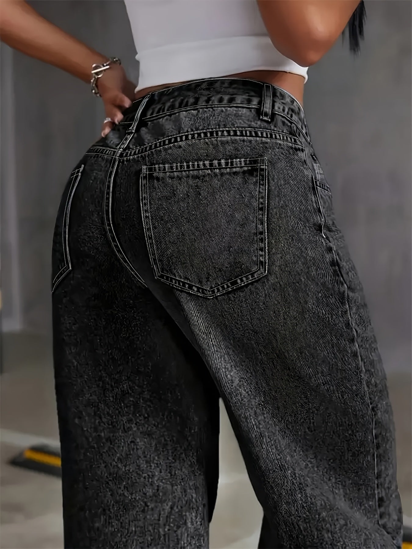 Women's Plus Size High-Waisted Straight-Leg Jeans Stretch Denim Snow-Wash