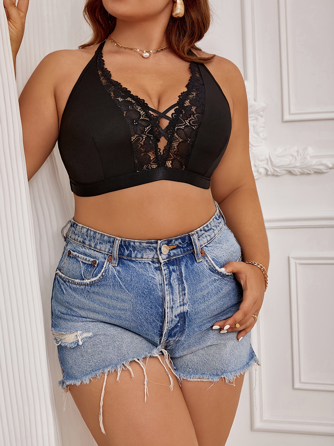 Women's Plus Size Erotic Lace Cross Strap Halter Bra with Butterfly Appliques