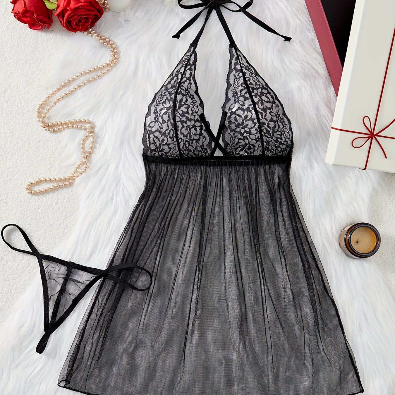 Conjunto de lencería femenina seductora con tanga y bragas