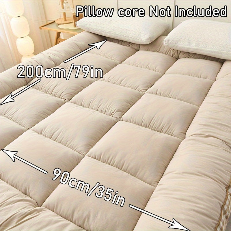 Роскошный стеганый матрасный топпер - мягкая и пушистая полиэфирная начинка и покрытие, дышащий, комфорт на все сезоны для спальни, гостевой комнаты или общежития - не водонепроницаемый, легко чистится, толщина 8-10 см.