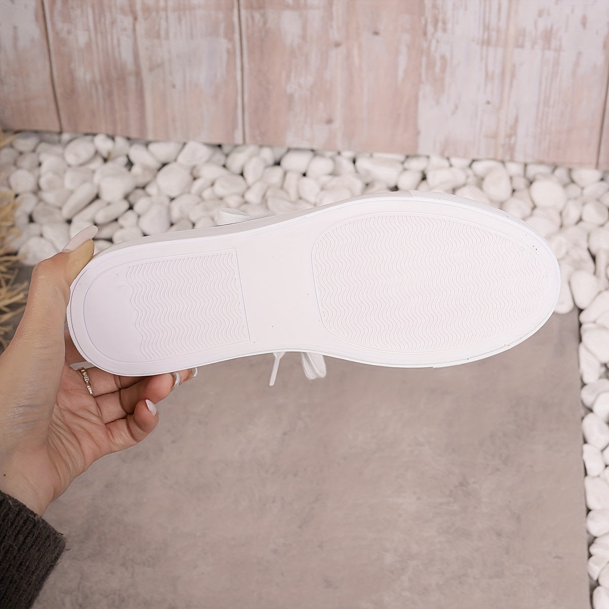 Women's Casual Sneakers Leather Comfortable Walking Shoes