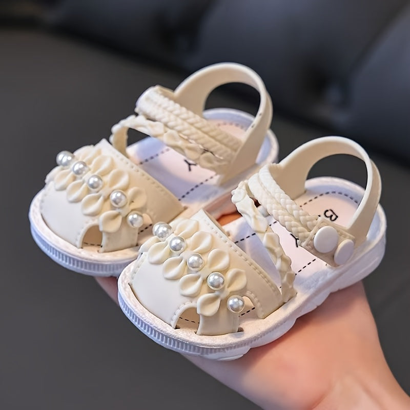 Girls' PVC Cartoon Sandals with Buckle Closure Non-Slip Sole Breathable Summer Shoes for Toddlers and Girls