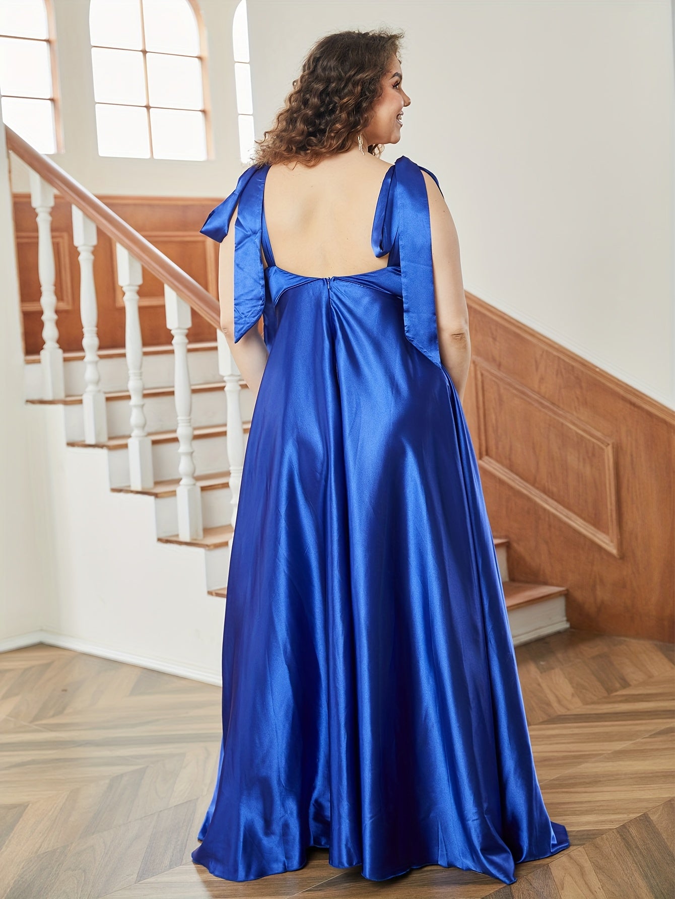 Women's Lace-Up Backless Bodycon Dress High-Waisted Elegant Black