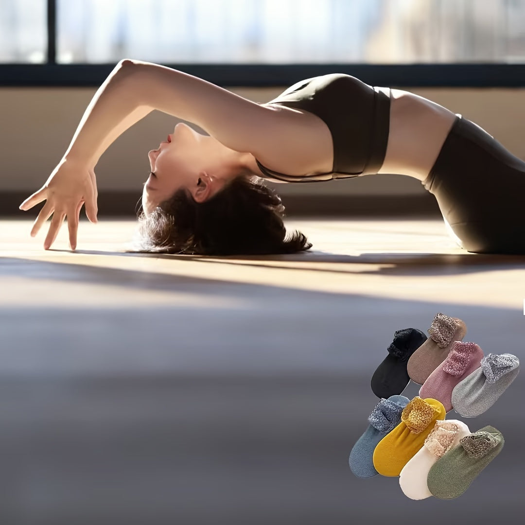 Women's Lace Trim Ankle Socks with Silicone Grip for Winter and All-Season Wear