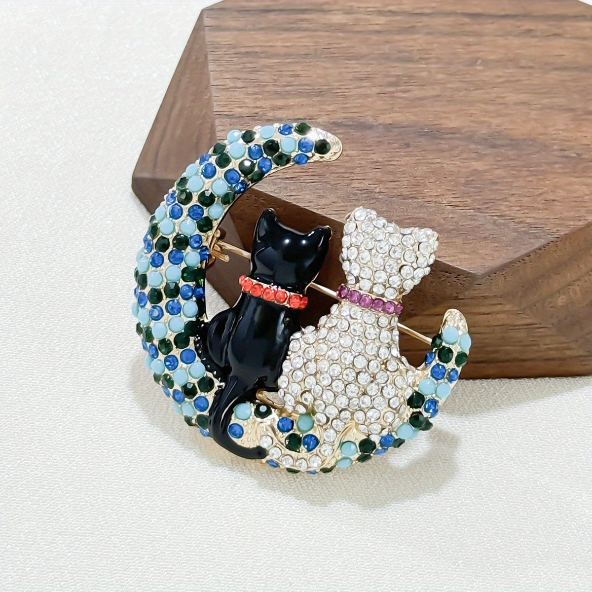 Women’s Rhinestone Cat and Moon Brooch Alloy Jewelry Elegant Accessory