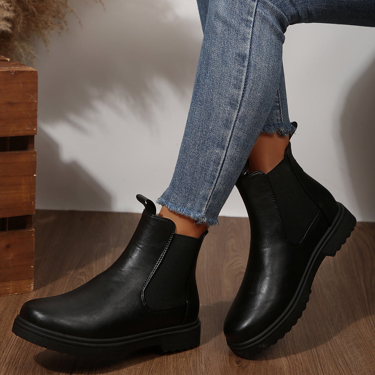 Women's Black PU Flared Ankle Boots Lightweight Casual Hiking