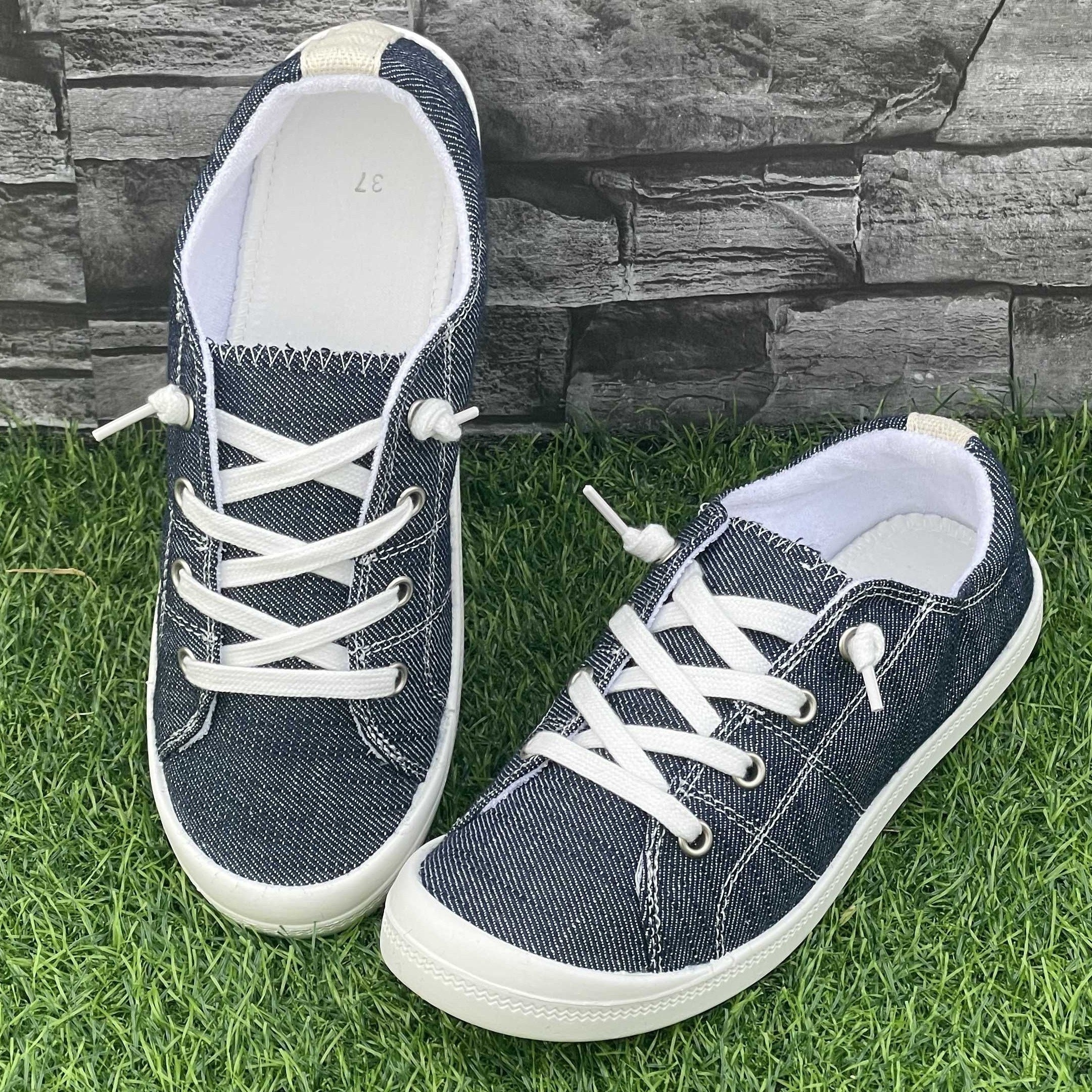 Women's Casual Solid Color Fabric Outdoor Work Shoes All-Season Lightweight