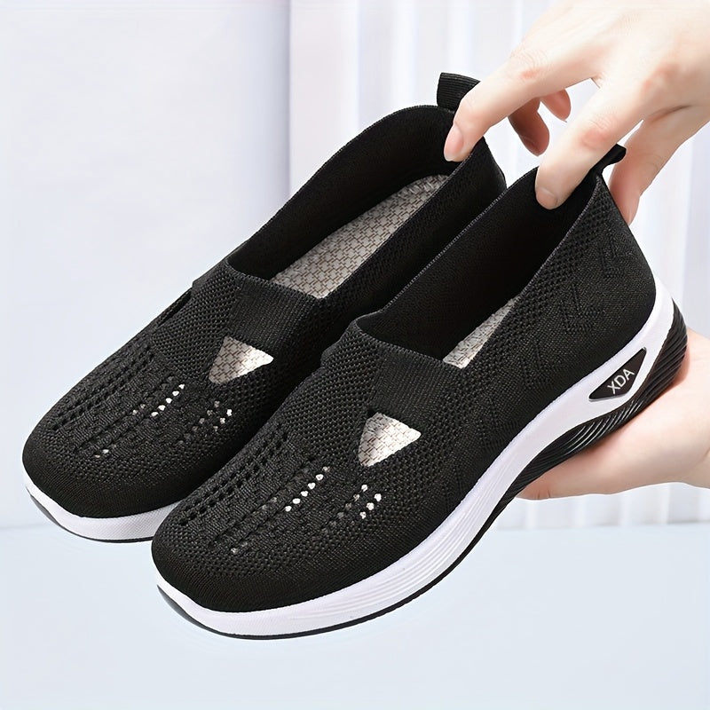 Women's Casual Slip-On Sneakers Lightweight Breathable Fabric Upper Rubber Sole for Spring Summer
