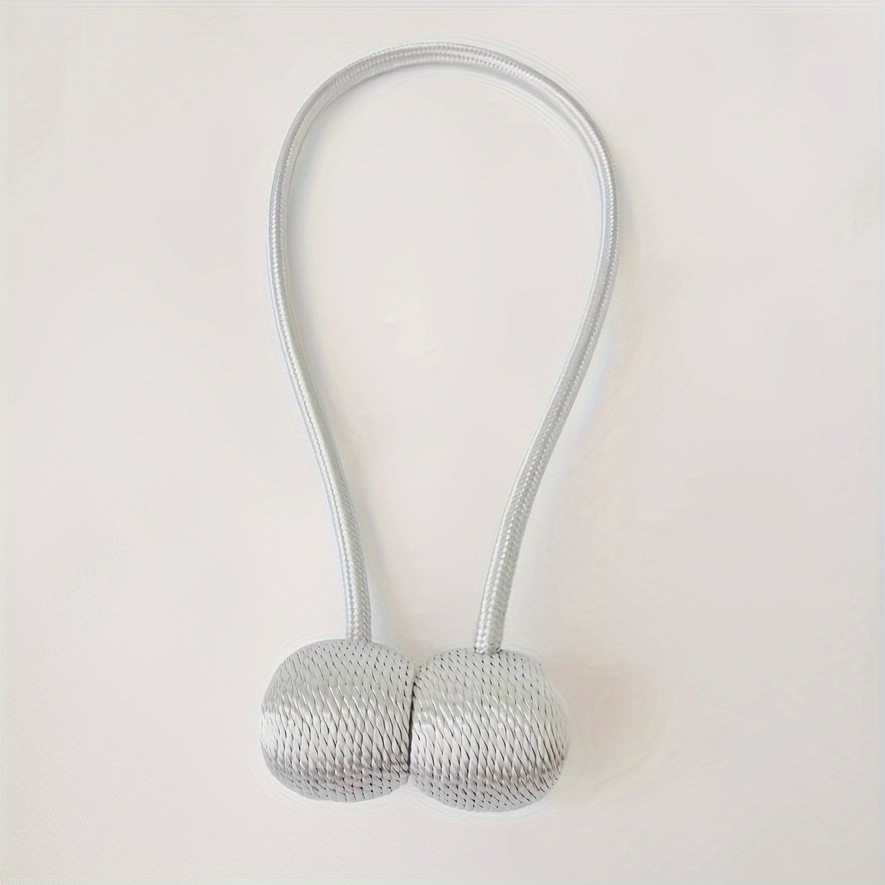 Cierre de cortina magnético con extremos esféricos dorados para soporte de cortina de ducha en baño