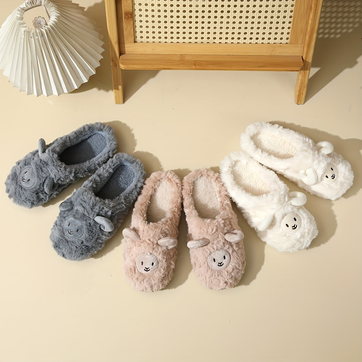 Women's Plush Fleece Slip-On Slippers Non-Slip Indoor Outdoor House Shoes