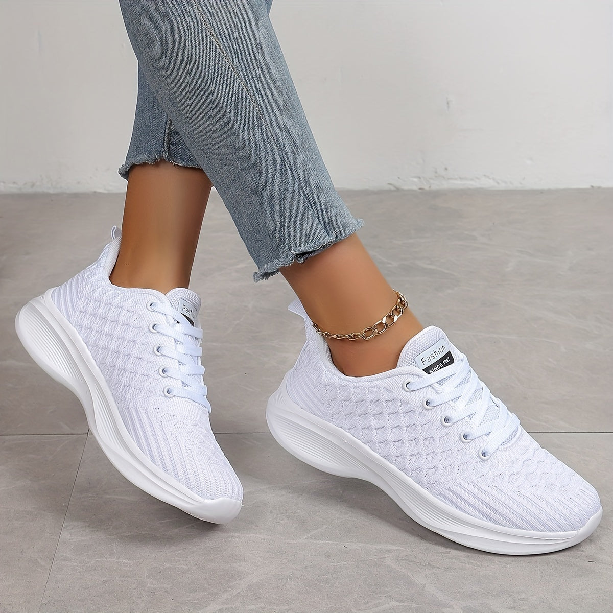 Women's Solid Color Lace-Up Platform Sneakers, Breathable Athletic Shoes