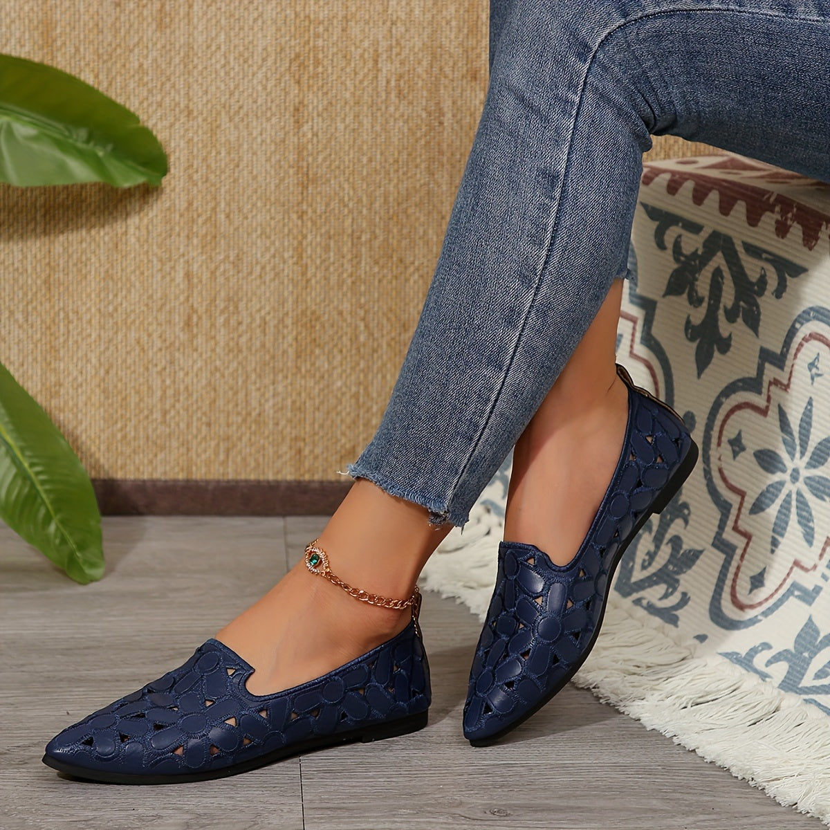 Women's Floral Faux Cover Flats Lightweight Slip-On Casual Shoes