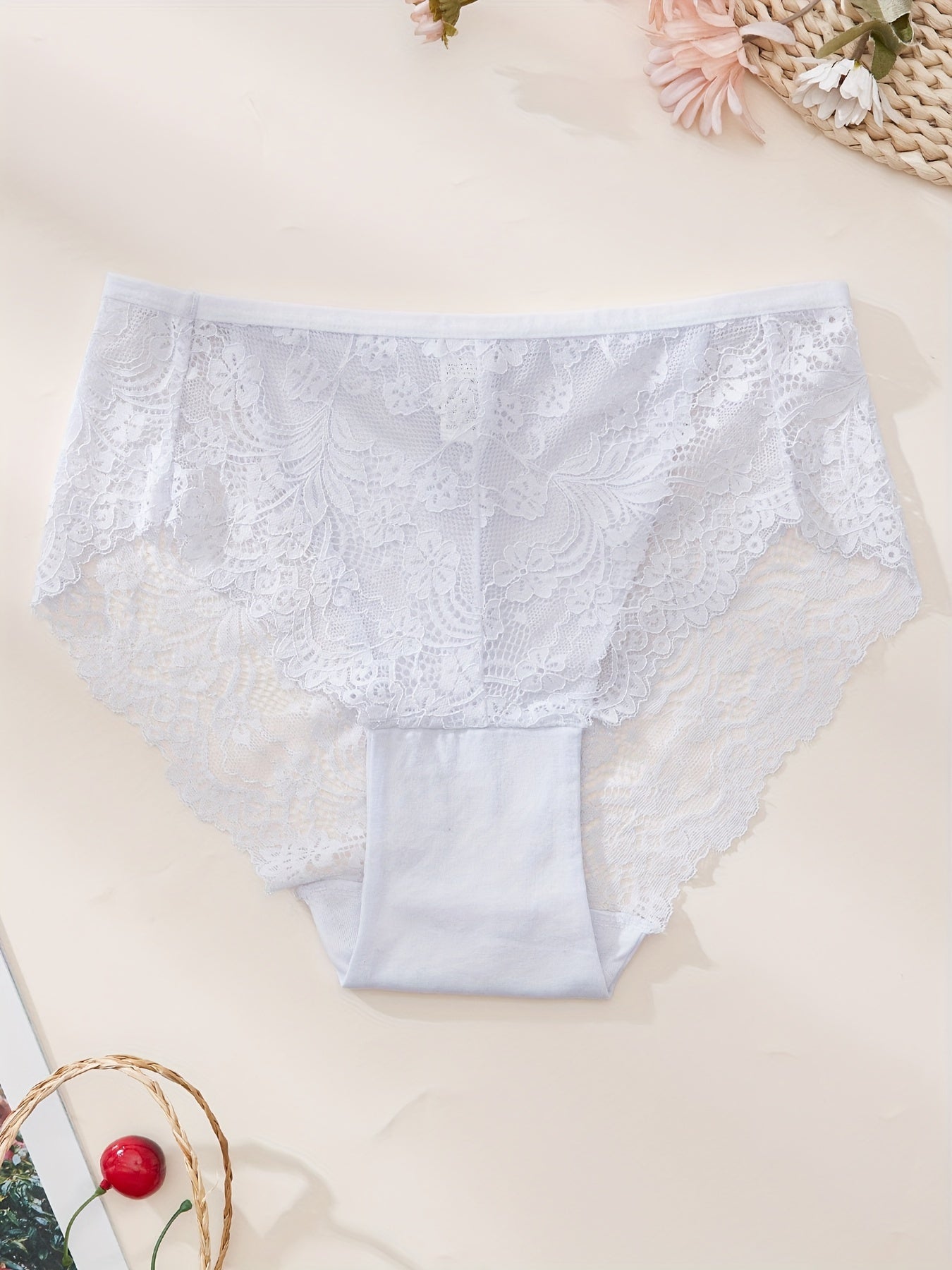 Women's Lace Cut-Out Briefs Breathable Polyamide Knit Solid Color Lingerie
