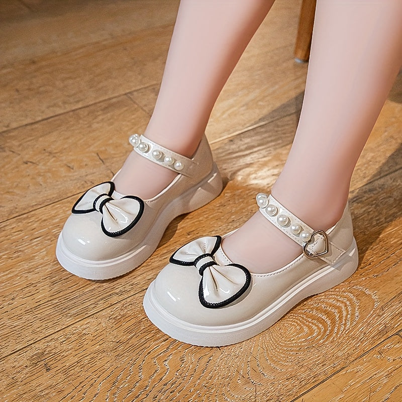 Qizlar uchun yangi yumshoq taglikli tekis poyabzal.