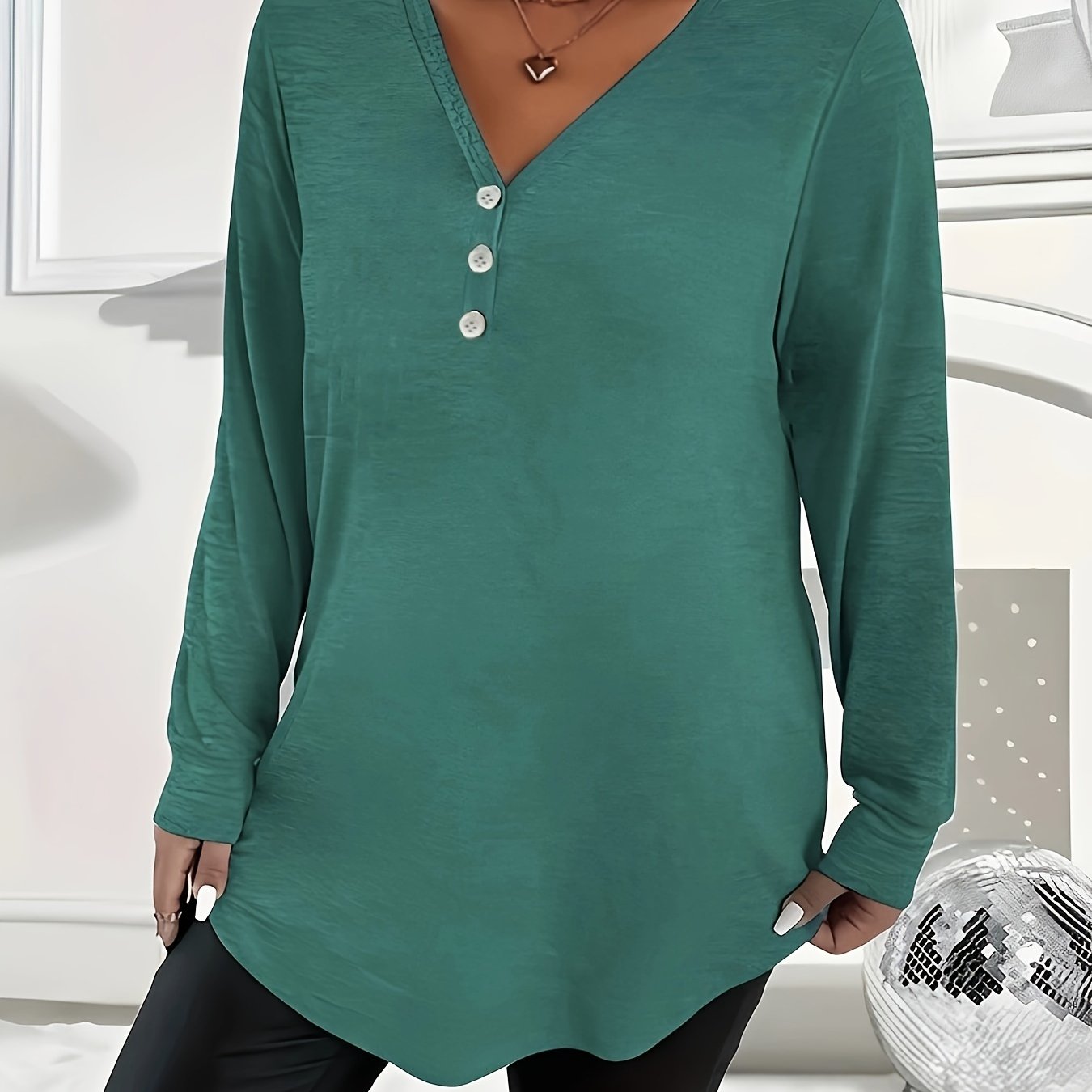 Women's Plus Size V-Neck Long Sleeve Top Polyester Knit Solid Color Fall Winter