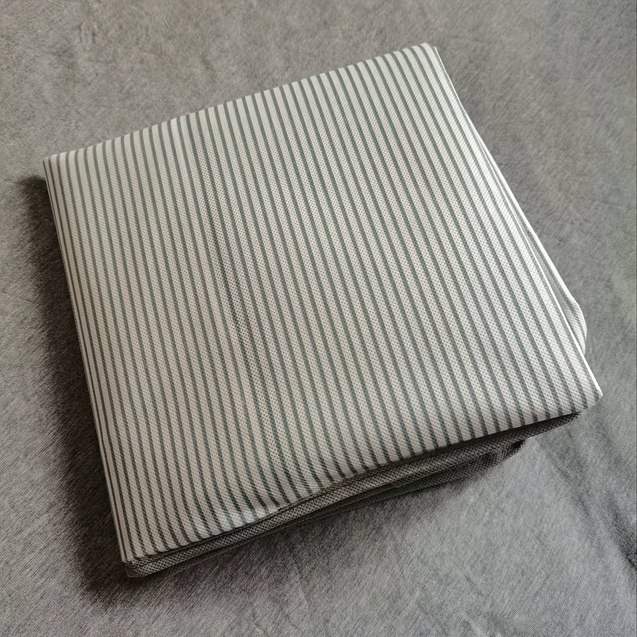 Foldable Storage Bag for Bedding and Clothing Under-Bed Organizer Large Capacity