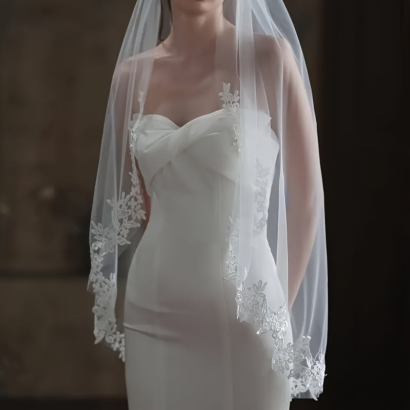 Bridal Veil with Lace Embroidery Polyester Spandex Romantic Floral Design