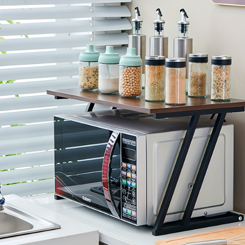 Oʻrmonli mikrotoʻlqinli pech uchun saqlash javonlari bilan oshxona tashkiloti uchun stol