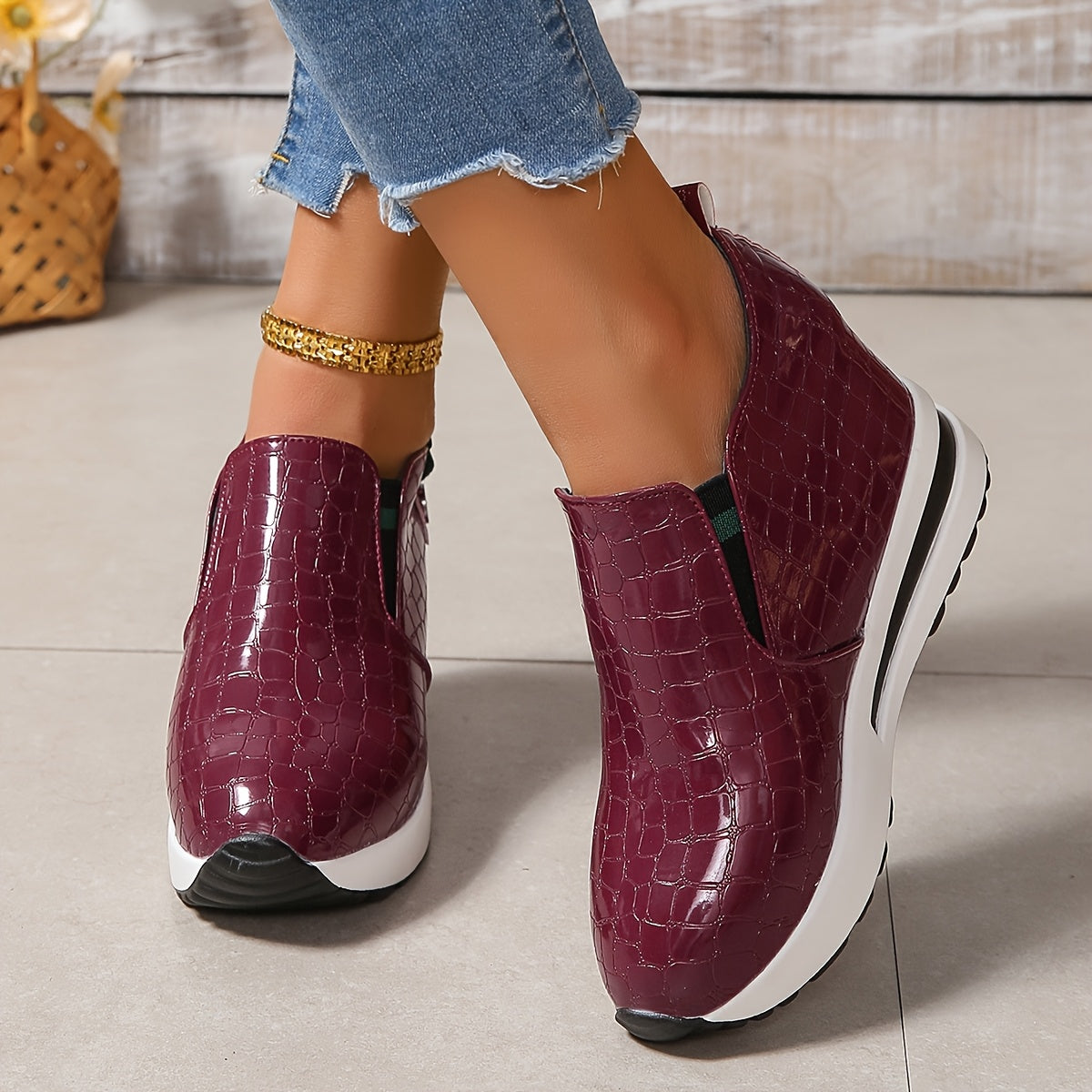 Women’s Casual Slip-On Sneakers Faux Low-Top Walking Shoes Rubber Sole