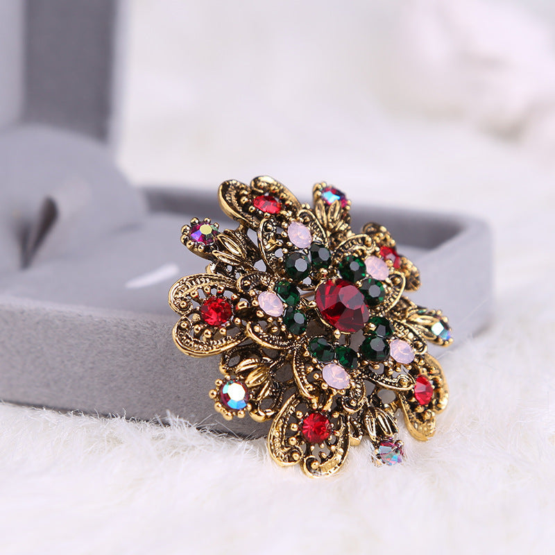Vintage Floral Brooch Rhinestone Corsage Jewelry for Women