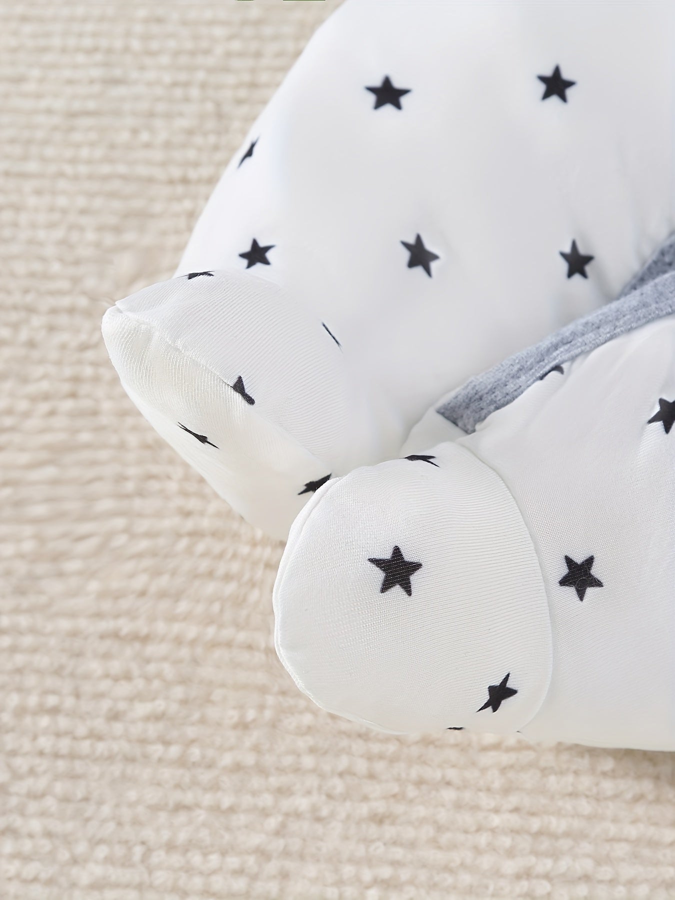 Baby Boys Star-Print Footed Bodysuit Set with Polka Dot Socks 0-3 Years