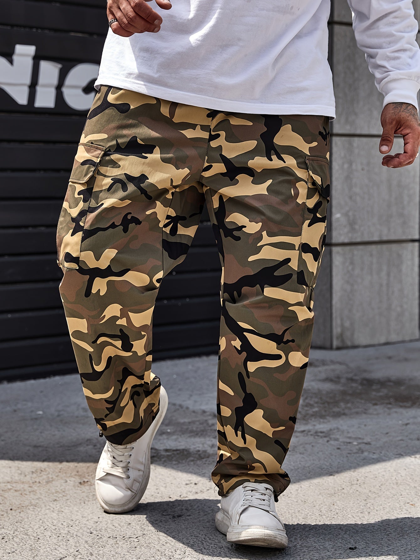 Men's Plus Size Camo Cargo Pants Polyester Drawstring Multi-Pocket Outdoor
