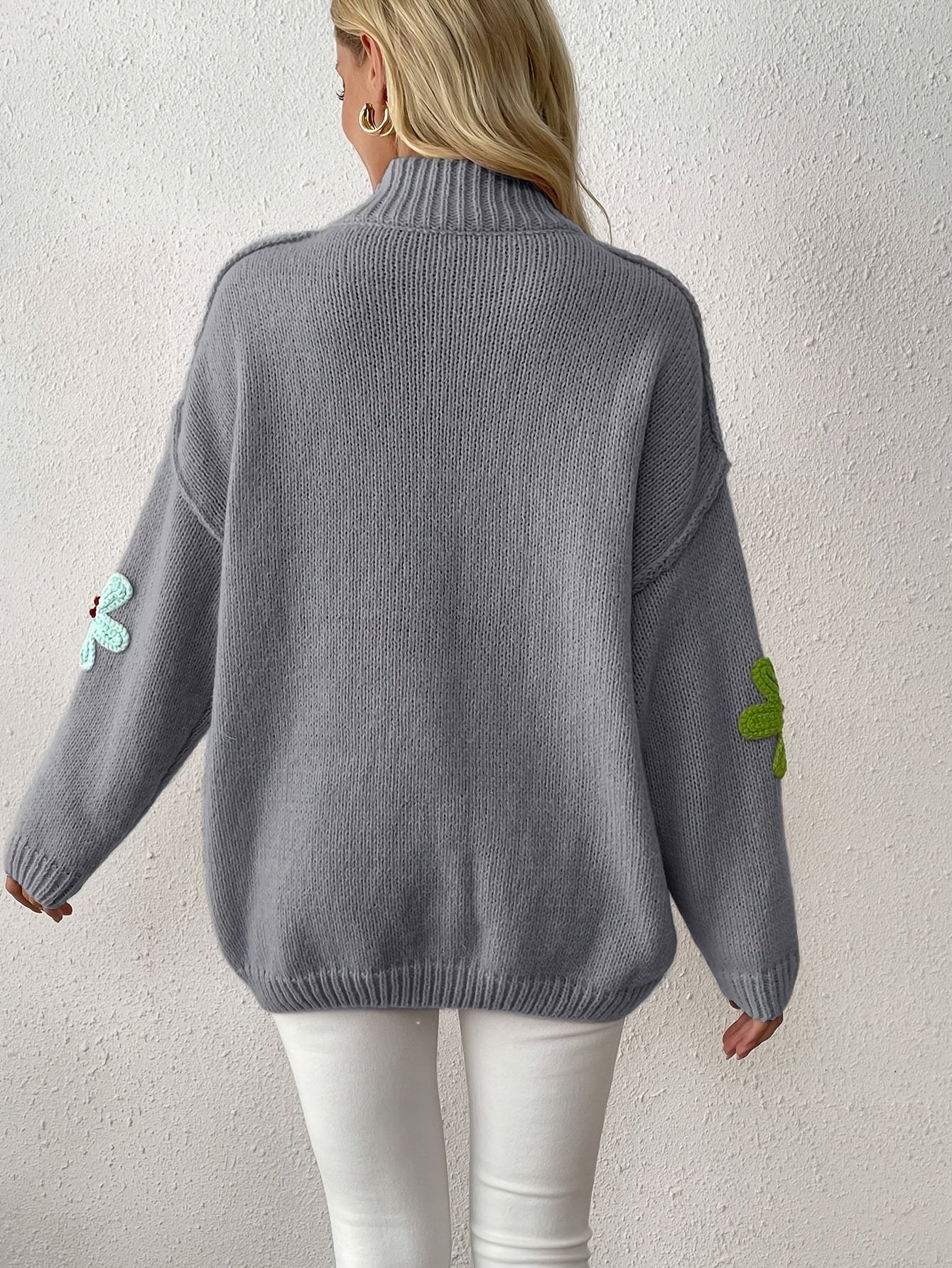 Plus Size Women's Color Block Sweater Asymmetrical Round Neck Pullover