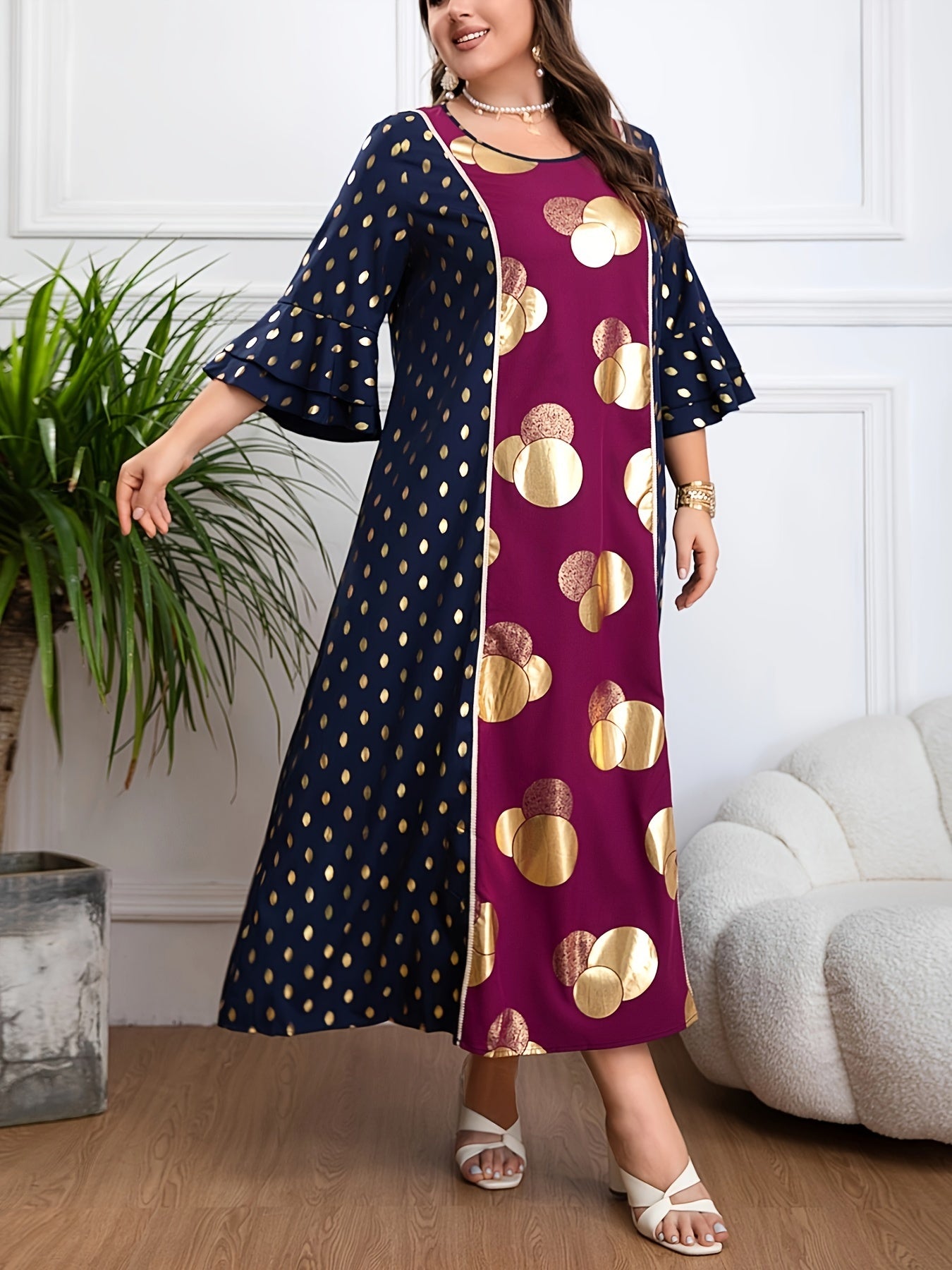 Ayollar uchun kattaroq o'lchamdagi polka nuqta kaftan kiyi, kruj bo'yinli, 3/4 uzunlikdagi qo'lqop, nafis