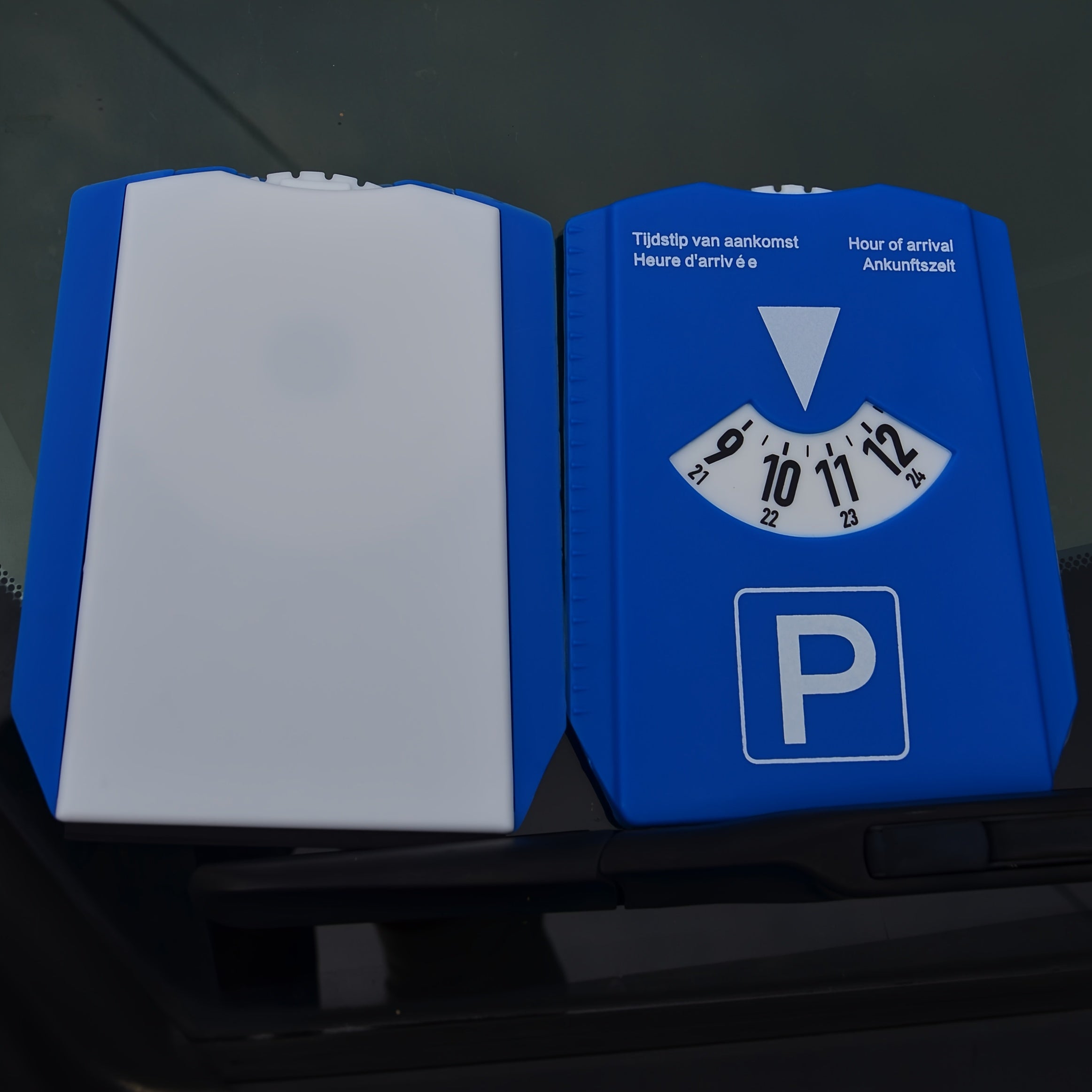 Digital Blue Parking Timer Disc with Ice Scraper 4-Language Display 24-Hour