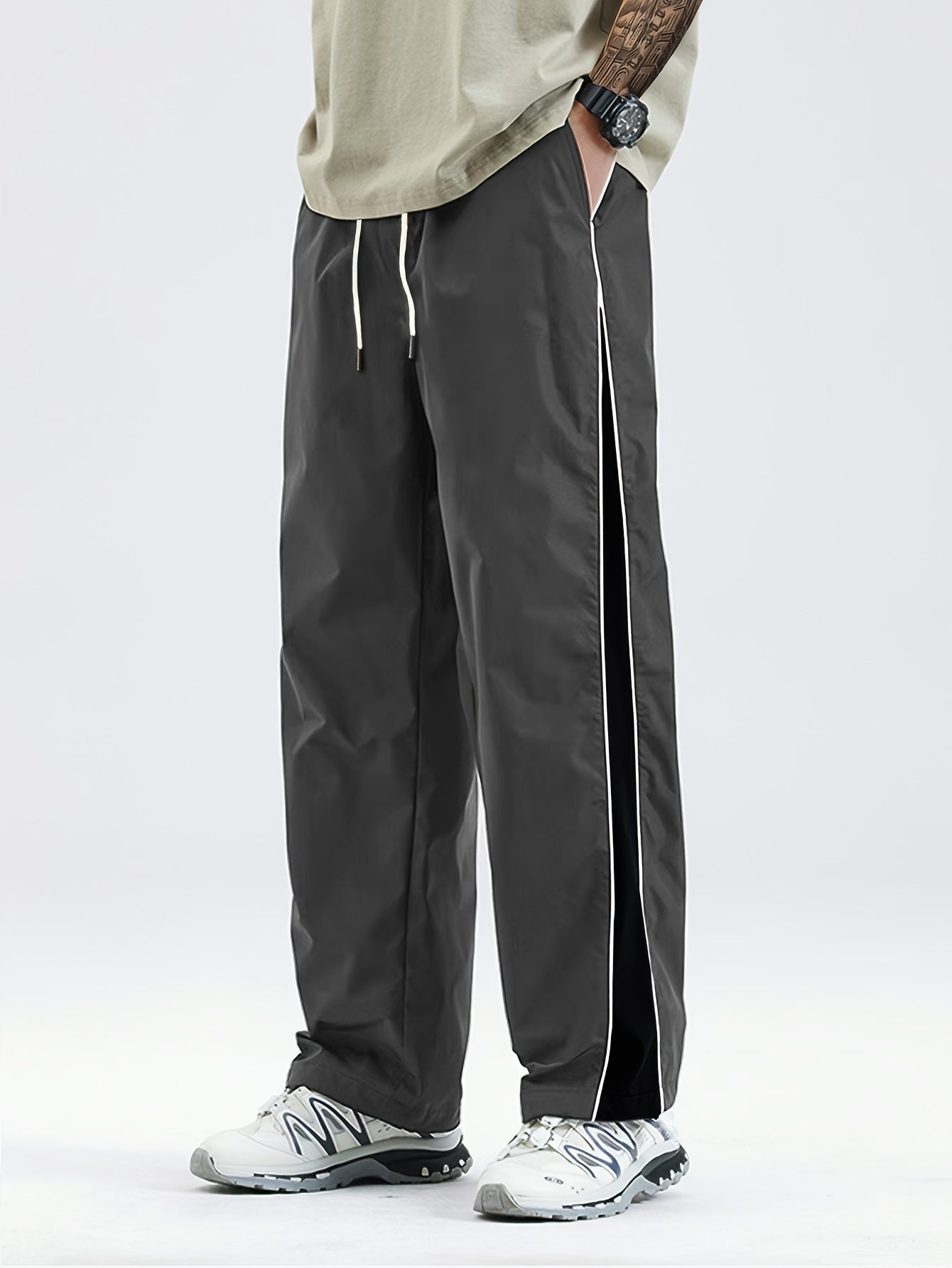 Men's Black Lightweight Joggers with Drawstring Waist for Spring and Fall