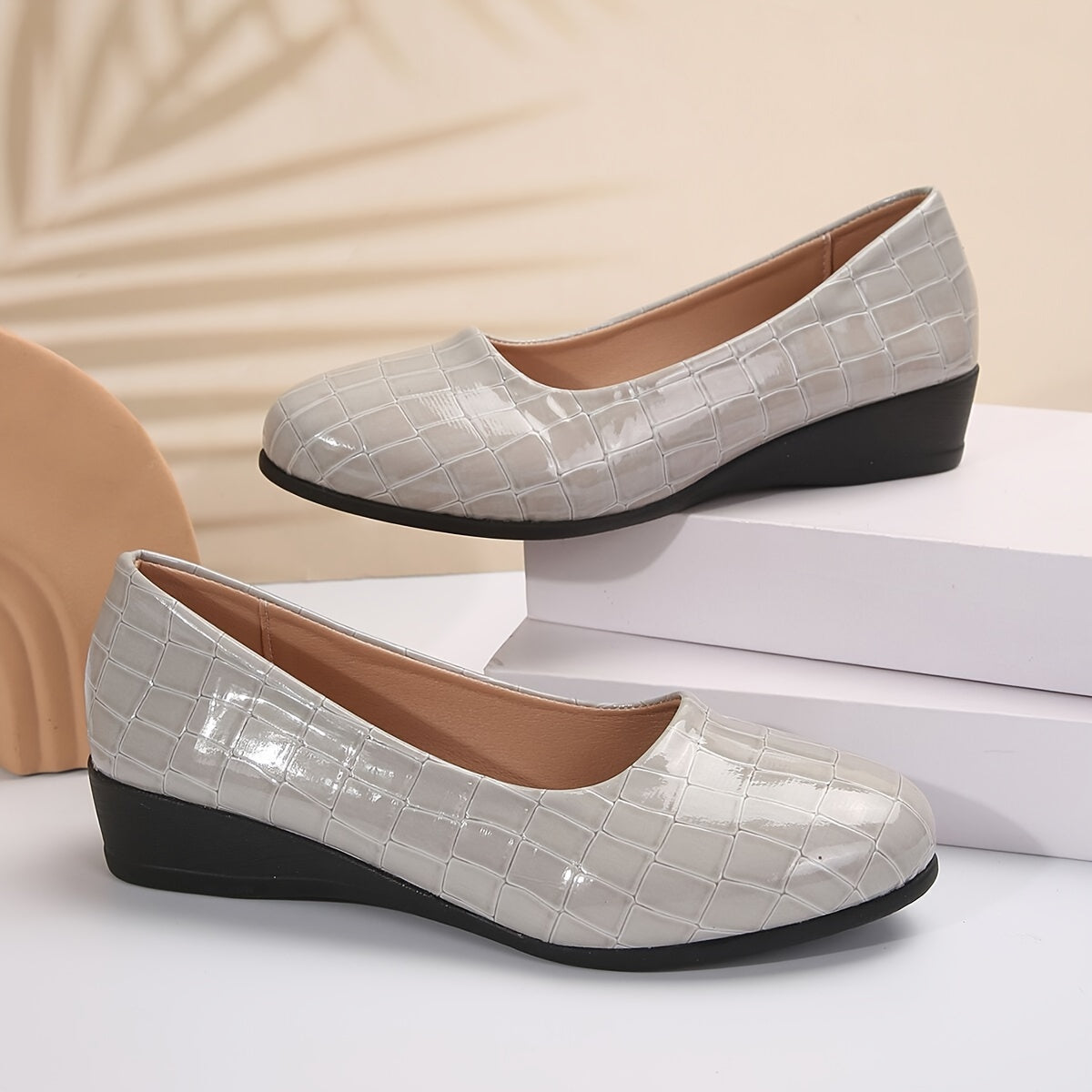 Women's Flat Shoes Solid Color Comfortable Casual Sneakers