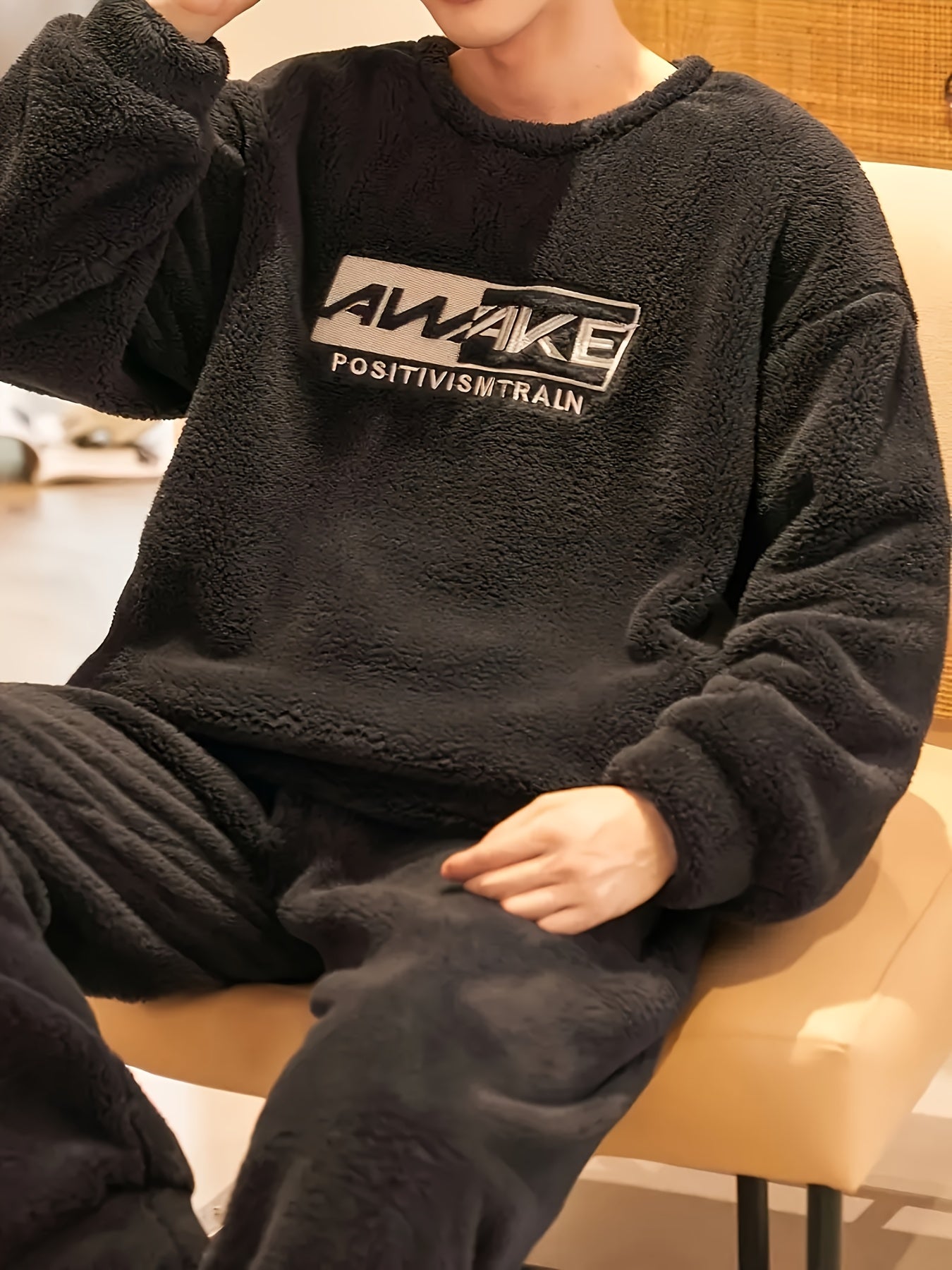 Men's Fleece Pajama Set Long Sleeve Crew Neck Loose Fit Fall Winter Lounge Polyester