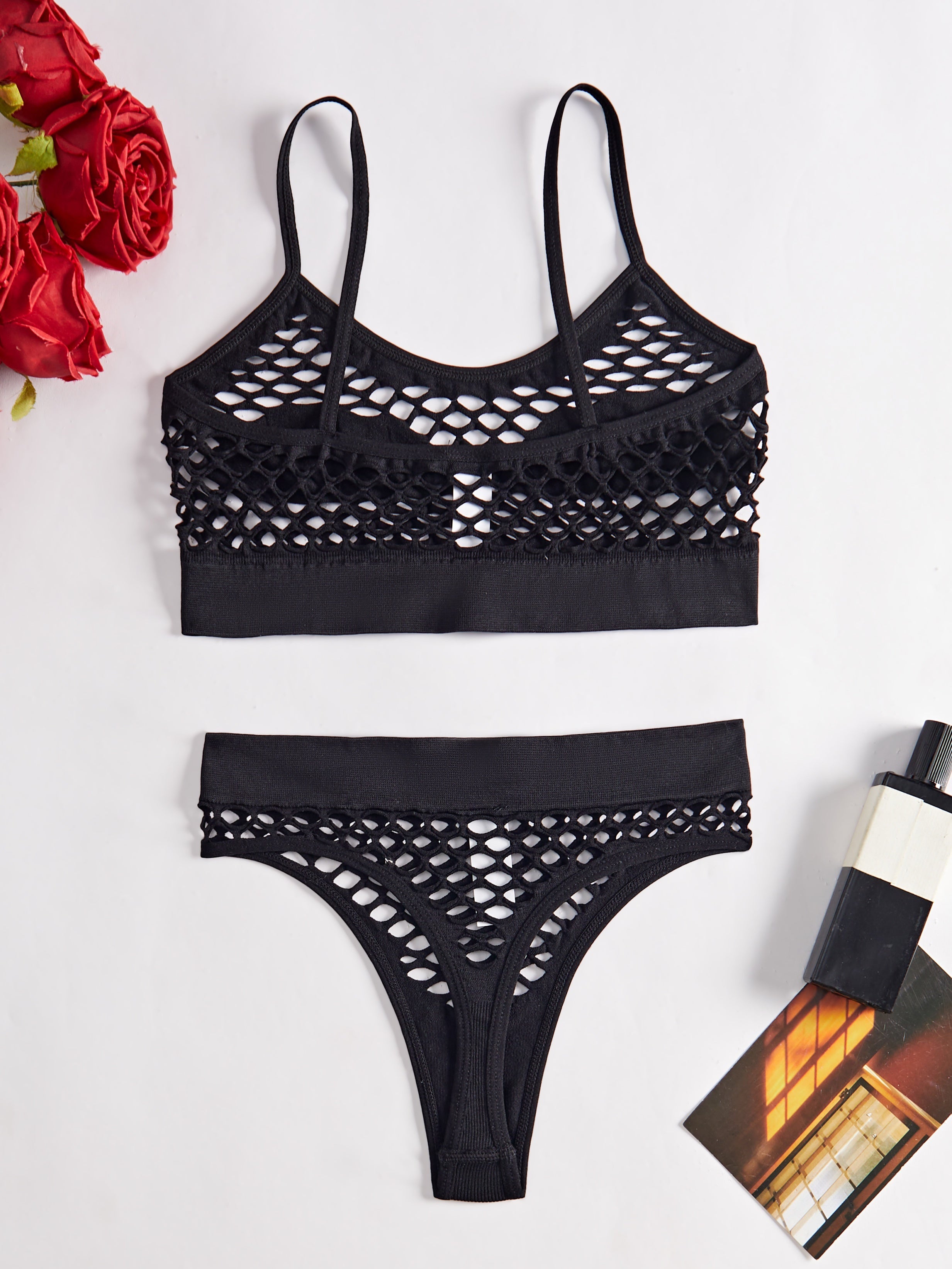 Бесшовный бюстгальтер и трусики для женщин, мягкое и сексуальное нижнее белье, нейлоновый материал, однотонный цвет, взрослый размер, идеально подходит для нижнего белья, пижам и домашней одежды.