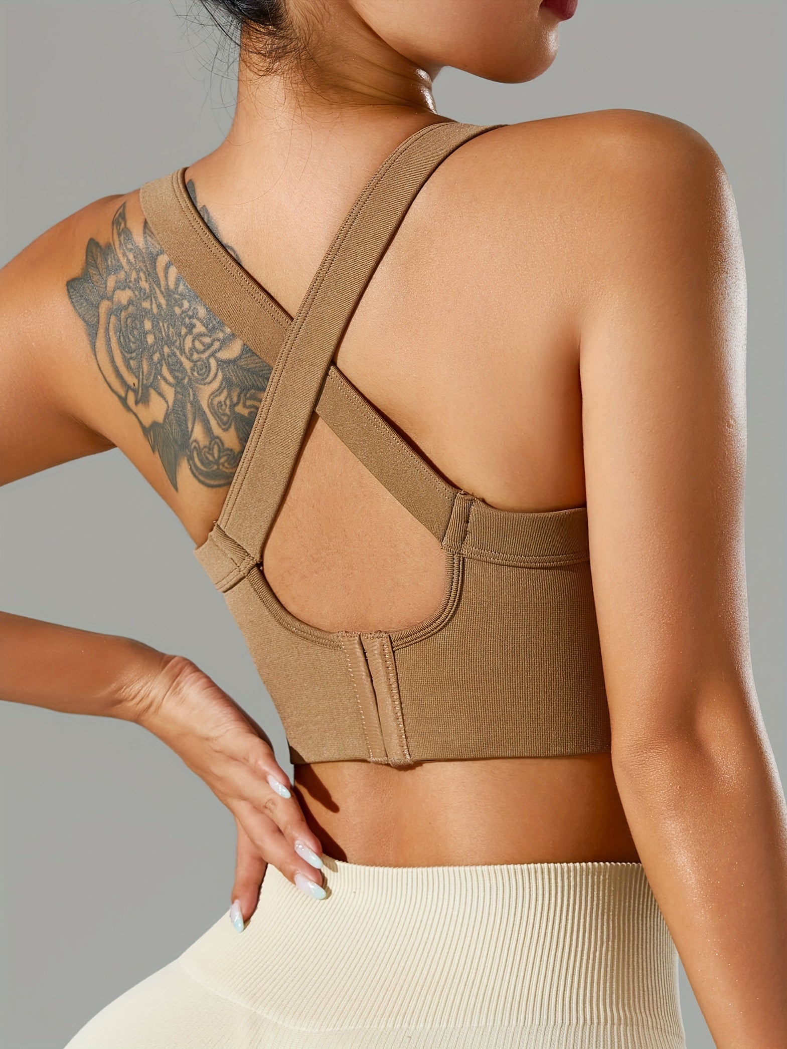 Women's Solid Color Sports Bra with Crisscross Strappy Back High Stretch Polyamide for Yoga and Fitness