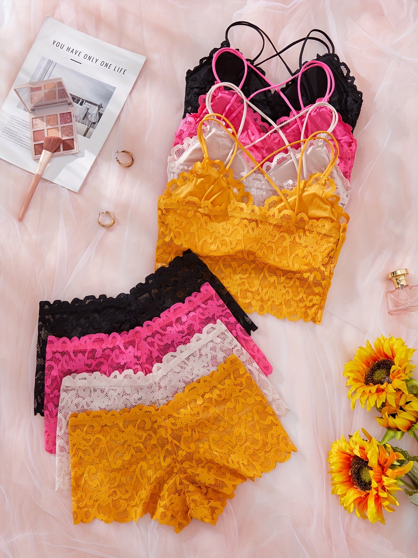 4 ta to'plamli sexy dantel ichki kiyim to'plami ayollar uchun, qattiq rangda, to'ldirilgan bralet va boyshort ichki kiyimlardan iborat, to'qilgan matodan tayyorlangan.