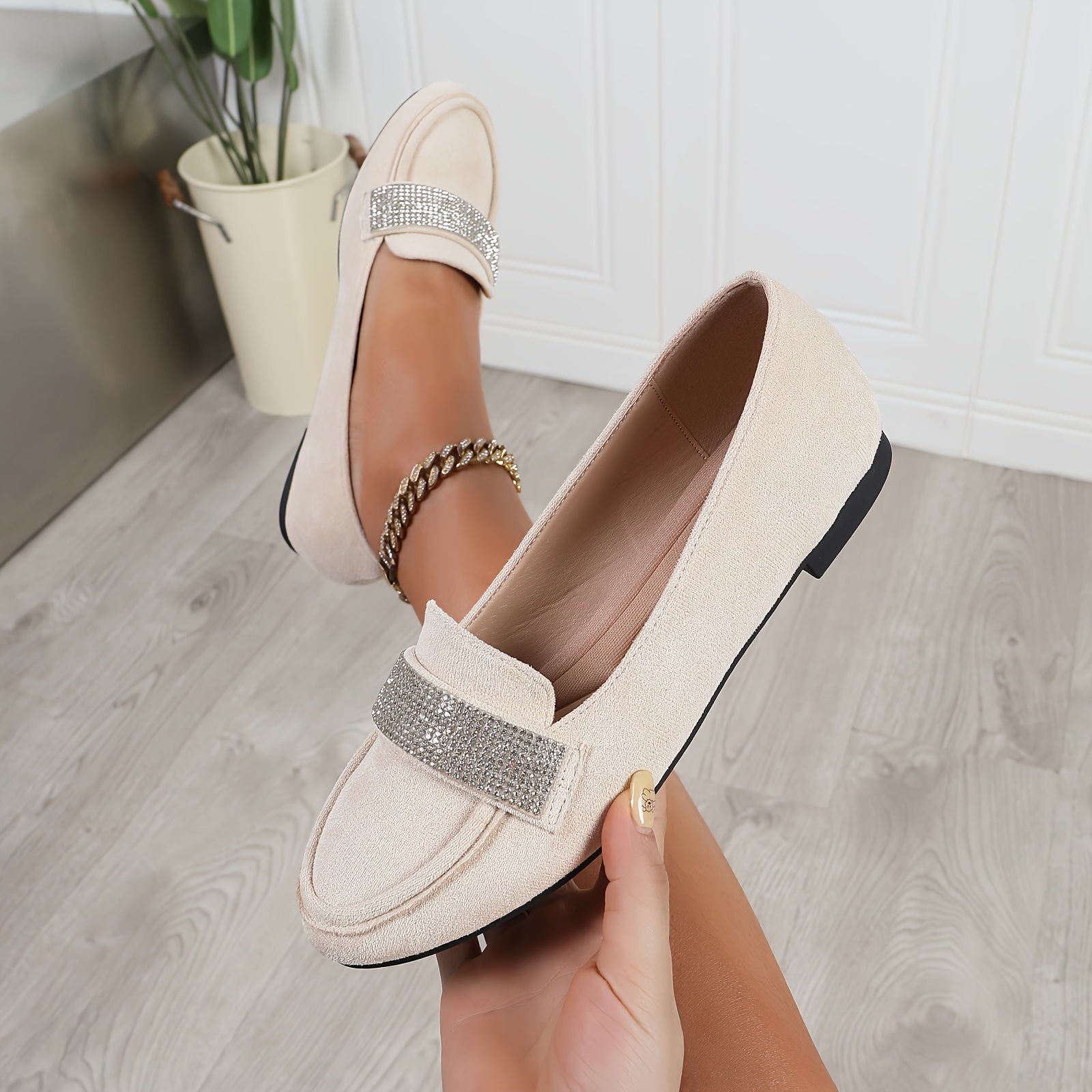 Women's Solid Color Rhinestone Flats with Breathable Fabric Slip-On Shoes